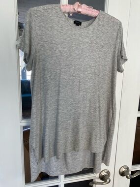 Theory Light Heather Gray T-Shirt Medium Hi-low Gathered Basic Minimalist